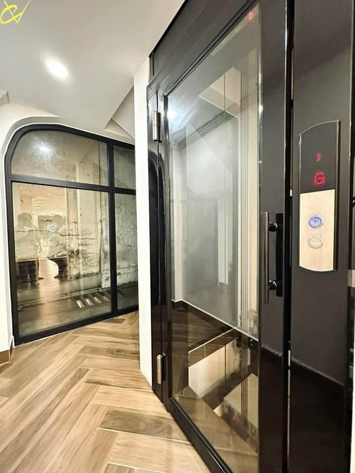 KTS Singapore TK 3lầu nthất ccấp có thang máy hẻm ôtô Nguyễn Công Hoan giáp PXLong-thu nhập 42tr/th